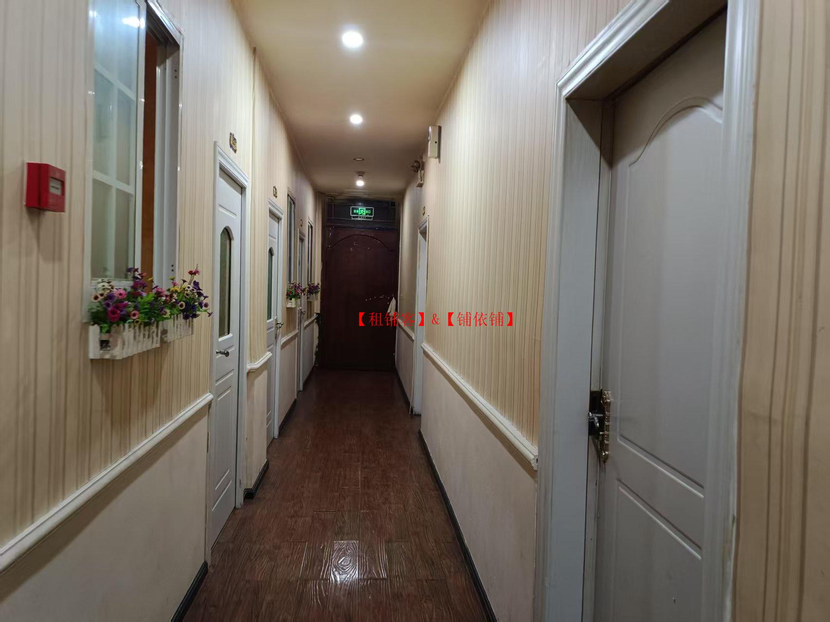 小河锦江路地铁口临街商铺出租 800平方